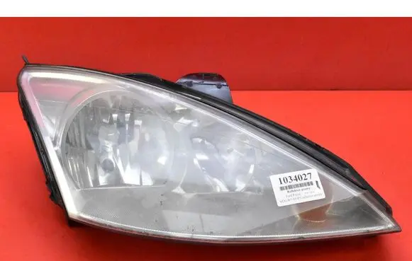 Ford Focus Headlight/headlamp 2M51-13W029-CD
