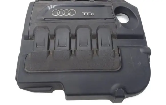 Audi A3 S3 8V Engine cover (trim) 04L103925A