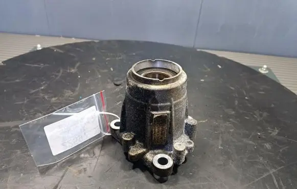 Porsche Panamera (970) Engine mount vacuum valve 