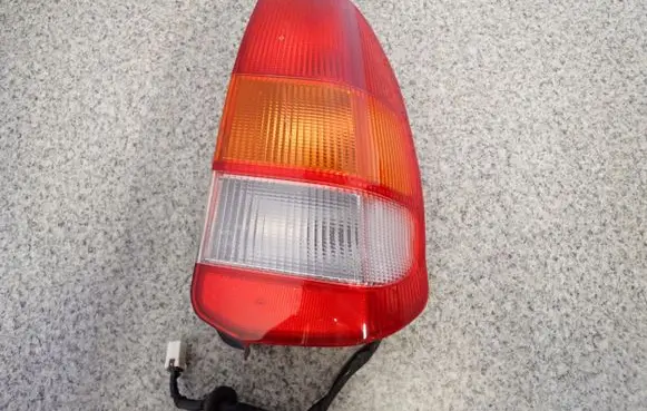 Mitsubishi Space Star Headlight/headlamp