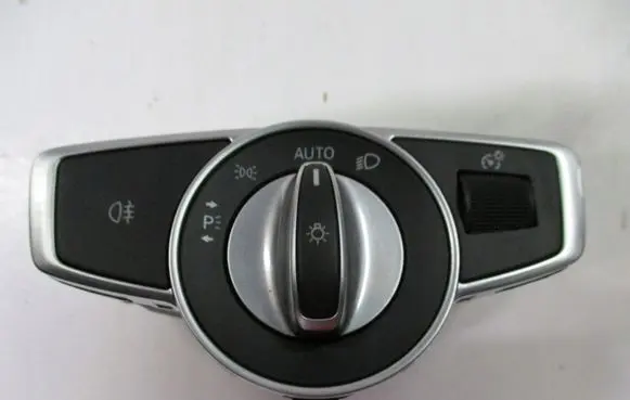 Peugeot Partner III Other interior part A2059051818