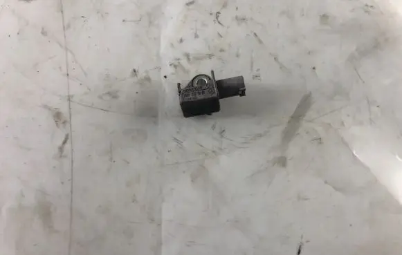 Chrysler Grand Voyager V Airbag deployment crash/impact sensor 04896011AB