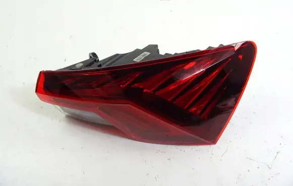 Skoda Octavia Mk4 Rear/tail lights CPS