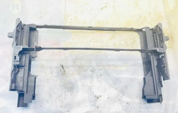 BMW 5 GT F07 Radiator support slam panel