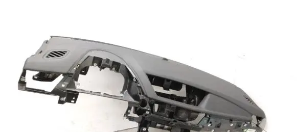 BMW X1 E84 Dashboard 1069070200229 39920437803S 34065165C