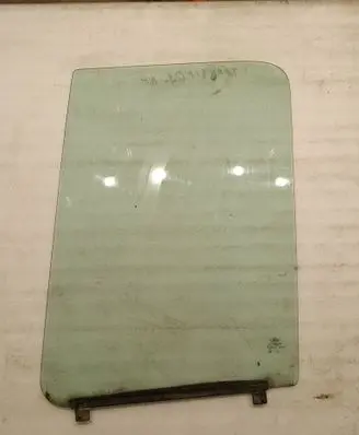 Ford Transit Front door window/glass (coupe) 43R00098