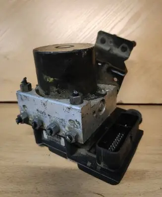 Skoda Fabia Mk1 (6Y) ABS Pump