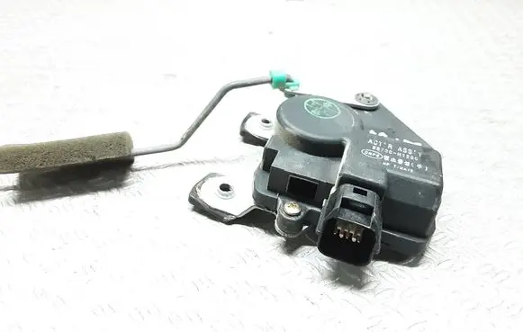 Hyundai Terracan Tailgate boot lock/latch motor 95700H1200