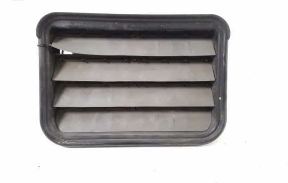 Mercedes-Benz ML W164 Fender grill A1648300342