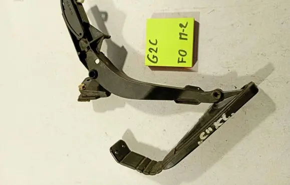 Mercedes-Benz C AMG W202 Accelerator throttle pedal 1243011320