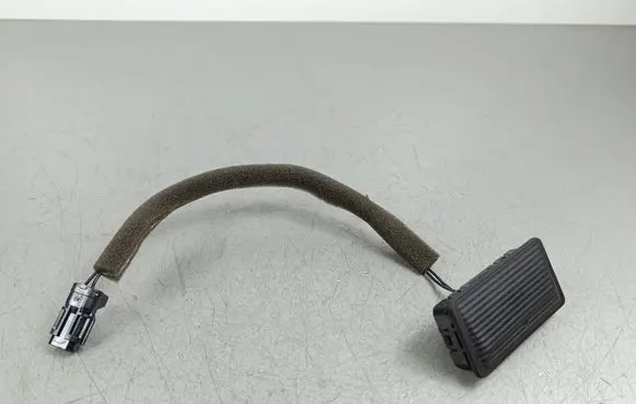 SsangYong Korando Tailgate opening switch 