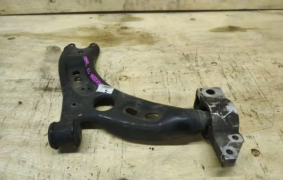 Volkswagen Touran II Front control arm 1K0199232J