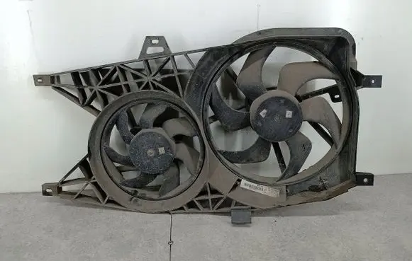 Opel Vivaro Electric radiator cooling fan 8200019383