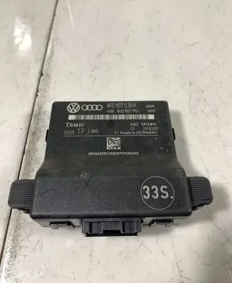 Audi A3 S3 A3 Sportback 8P Gateway control module 1K0907530K