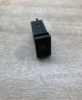 Volkswagen PASSAT B5 Windscreen/window heater switch 3B0959621C