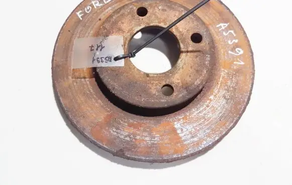 Ford Fusion Front brake disc ventiliuojamas