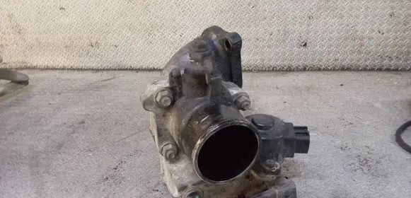 Toyota Avensis T250 Throttle valve 8967221020