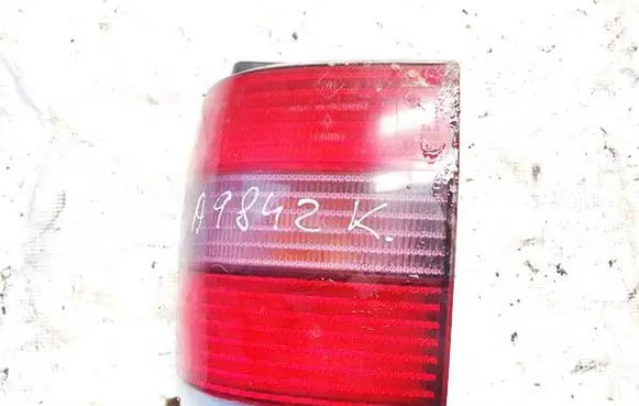 Volkswagen PASSAT B4 Rear/tail lights 3a9945257
