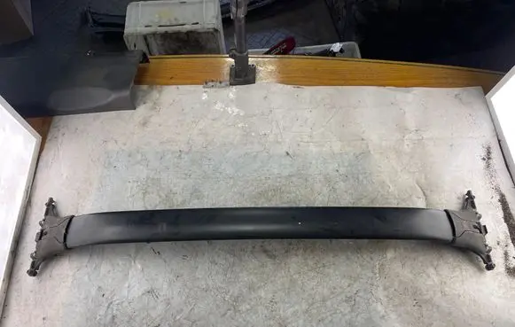Hyundai Santa Fe Roof transverse bars on the 