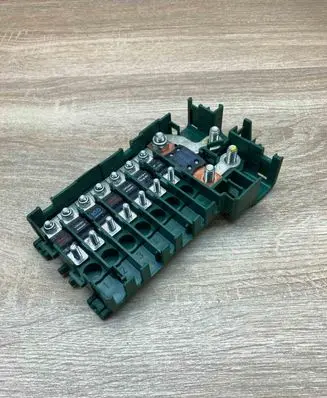 BMW X5 E53 Battery relay fuse 8387541