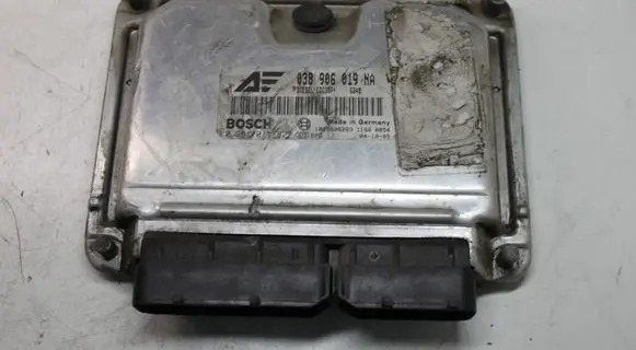 Volkswagen Sharan Engine control unit/module 038906019NA