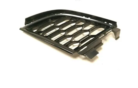 BMW 3 G20 G21 Front bumper lower grill 8075602