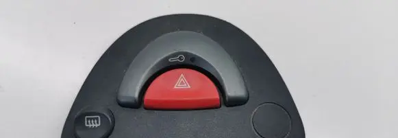 Smart ForTwo I Hazard light switch MCCV013 MCCV012