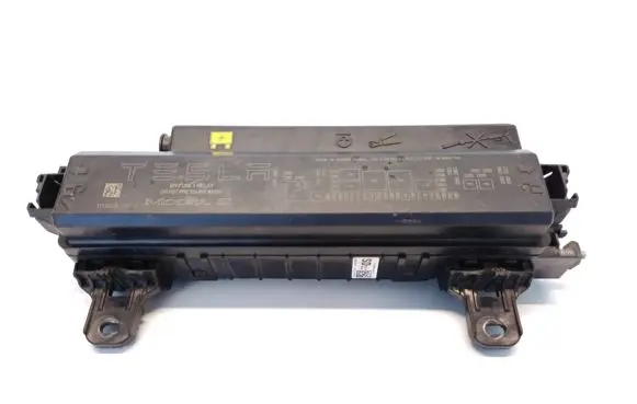 Tesla Model S Fuse module 1094405-00-D