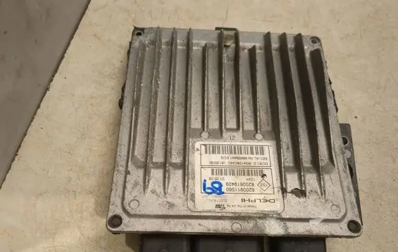 Nissan NV400 Engine control unit/module 8200911560 R0410B034C 8200619409