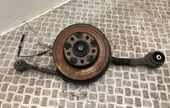 BMW 1 F20 F21 Front wheel hub