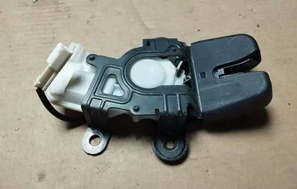 Honda CR-Z Tailgate/trunk/boot lock/catch/latch