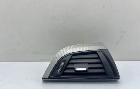 BMW 2 F22 F23 Dashboard side air vent grill/cover trim 9205356 507890