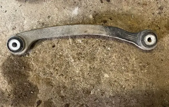 Mercedes-Benz E W211 Rear control arm 2303520001