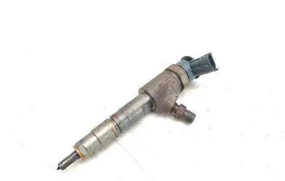 Peugeot 2008 I Fuel injector 0445110566