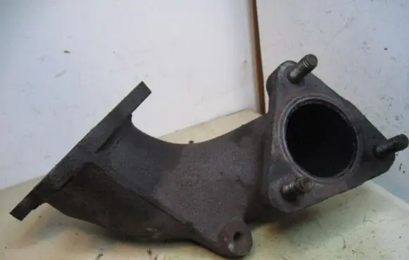 KIA Carnival Exhaust manifold