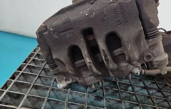 Renault Master III Front brake caliper IMPRK1401084