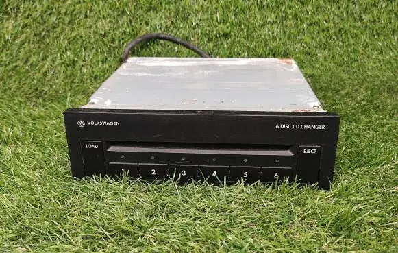 Volkswagen PASSAT B5.5 CD/DVD changer 3B7035110