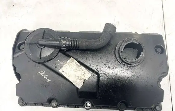 Volkswagen Golf IV Rocker cam cover 