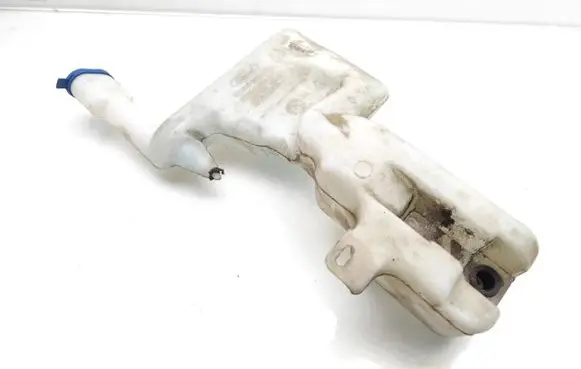 Windshield washer fluid reservoir/tank