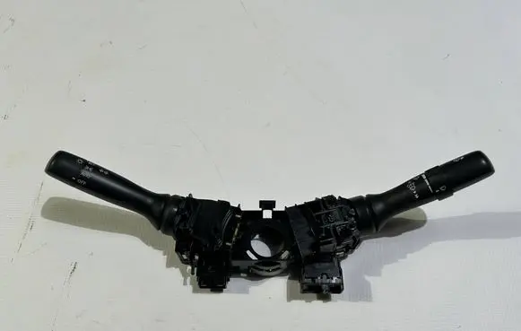 Subaru WRX VB II Wiper turn signal indicator stalk/switch 9654785