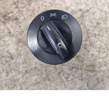 Volkswagen Touran I Light switch 1T0941431T