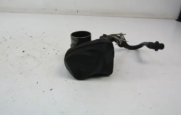 Volkswagen Golf IV Electric throttle body valve 036133062