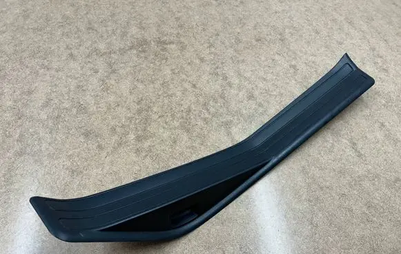 BMW 3 E46 Foot area side trim 51478219192 8219192 51478196132