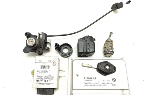 BMW Z4 E85 E86 Engine ECU kit and lock set 7527072 61356905667 61358379345