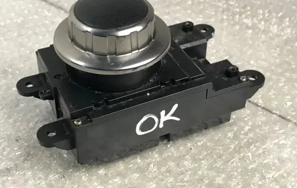 BMW 5 E60 E61 Head unit multimedia control 6963051