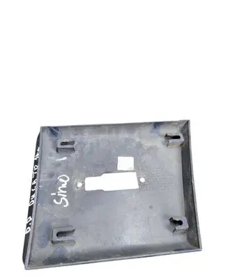 Rear fender molding trim