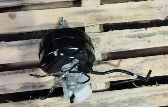 BMW 1 F20 F21 Brake booster 6798418 0204259552 22202294941