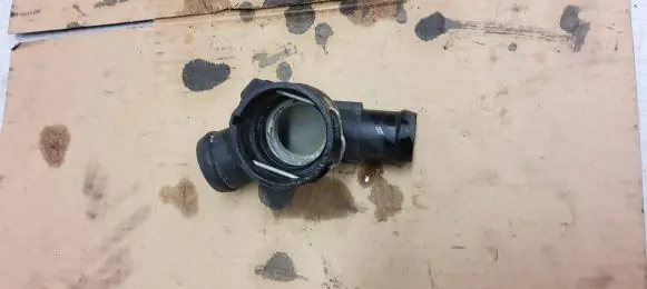 Volkswagen PASSAT B6 Engine coolant pipe/hose 1K0122291B PA66GF36NW26