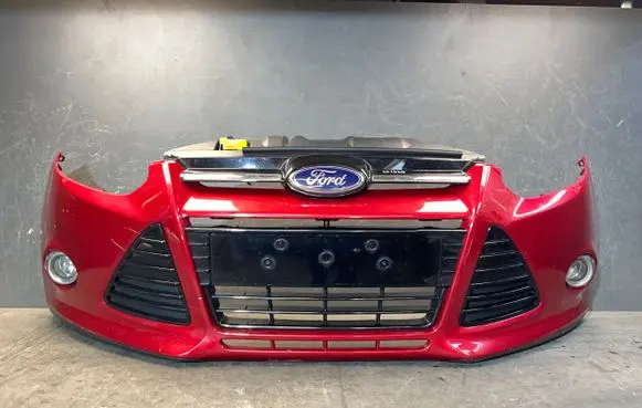 Ford Focus Front bumper BM5117757A BM5117E778AH
