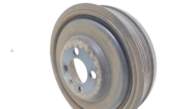 Volkswagen Touran I Crankshaft pulley 03G105243